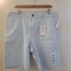 Old Navy Men's Light Blue Flat Front Chino Shorts